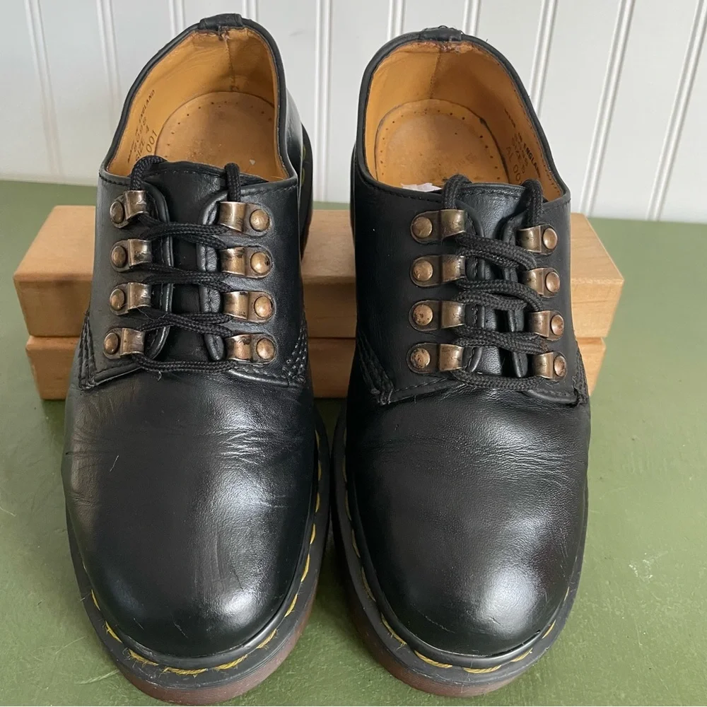 VTG *England* Dr Martens Loop Closure Oxfords/Low Boots in Black Leather - Picture 10 of 10